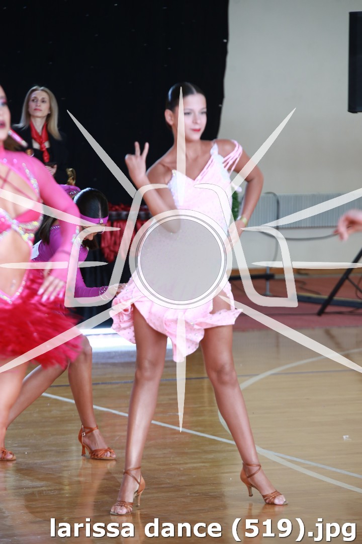 larissa dance (519).jpg