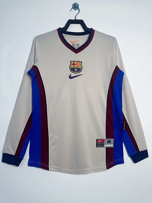 Camiseta de visitante del Barcelona 1998-99.jpeg