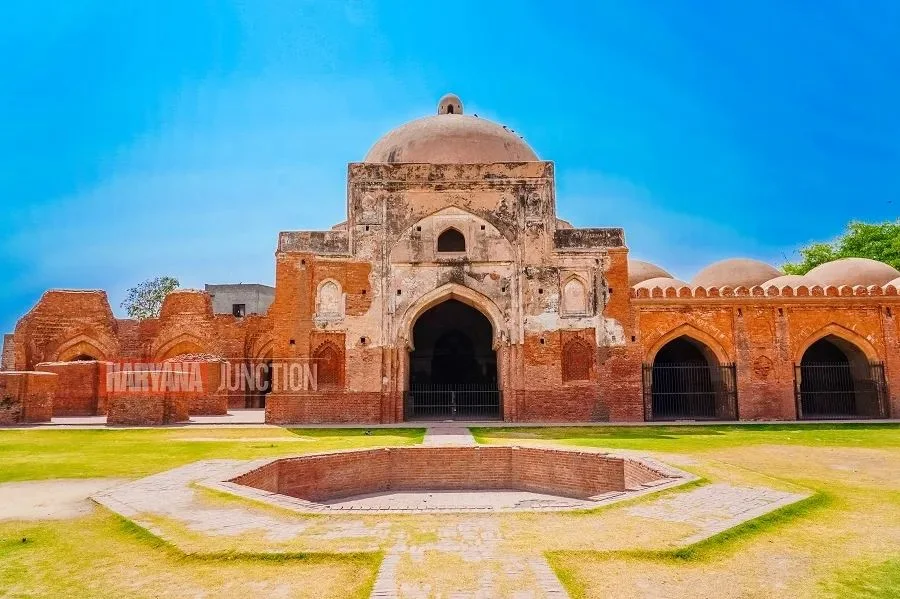 Kabuli Bagh Mosque