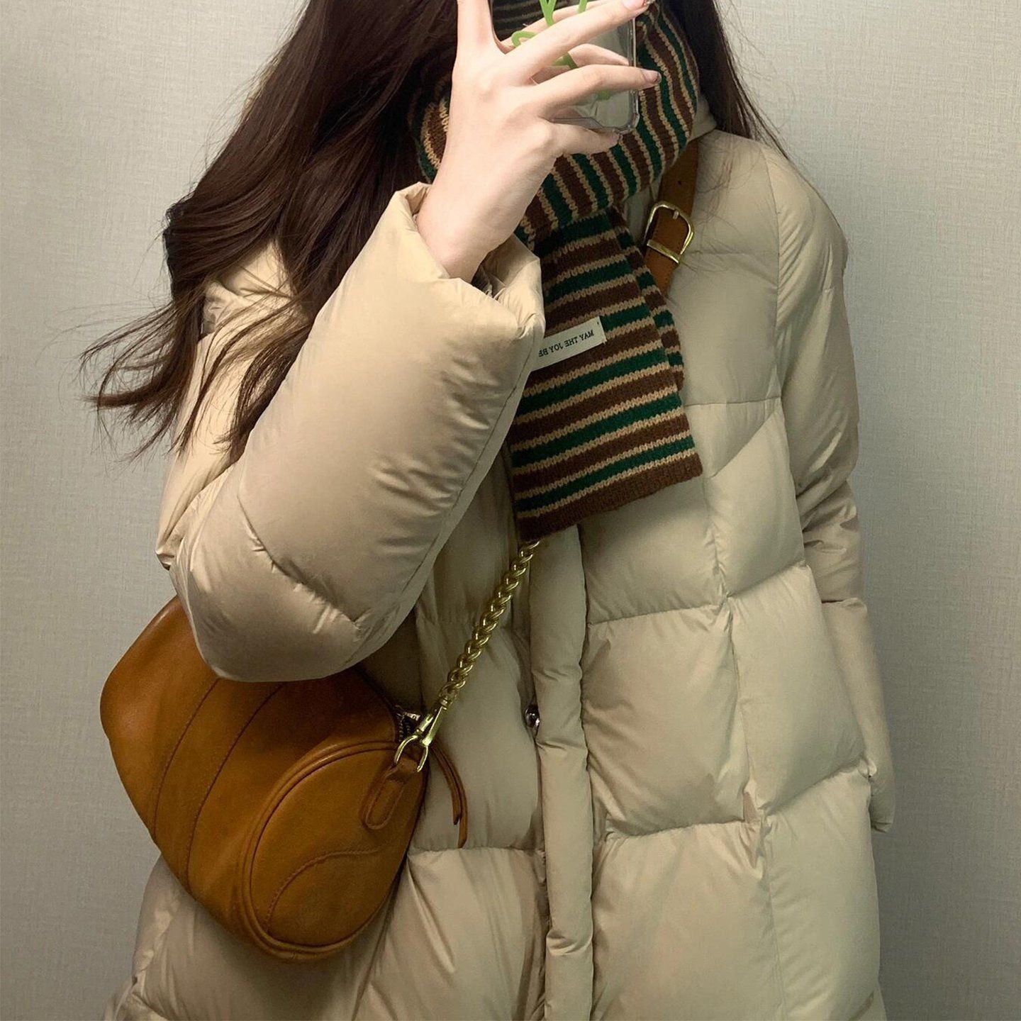 Mid-length women's puffer jacket in Korean style
