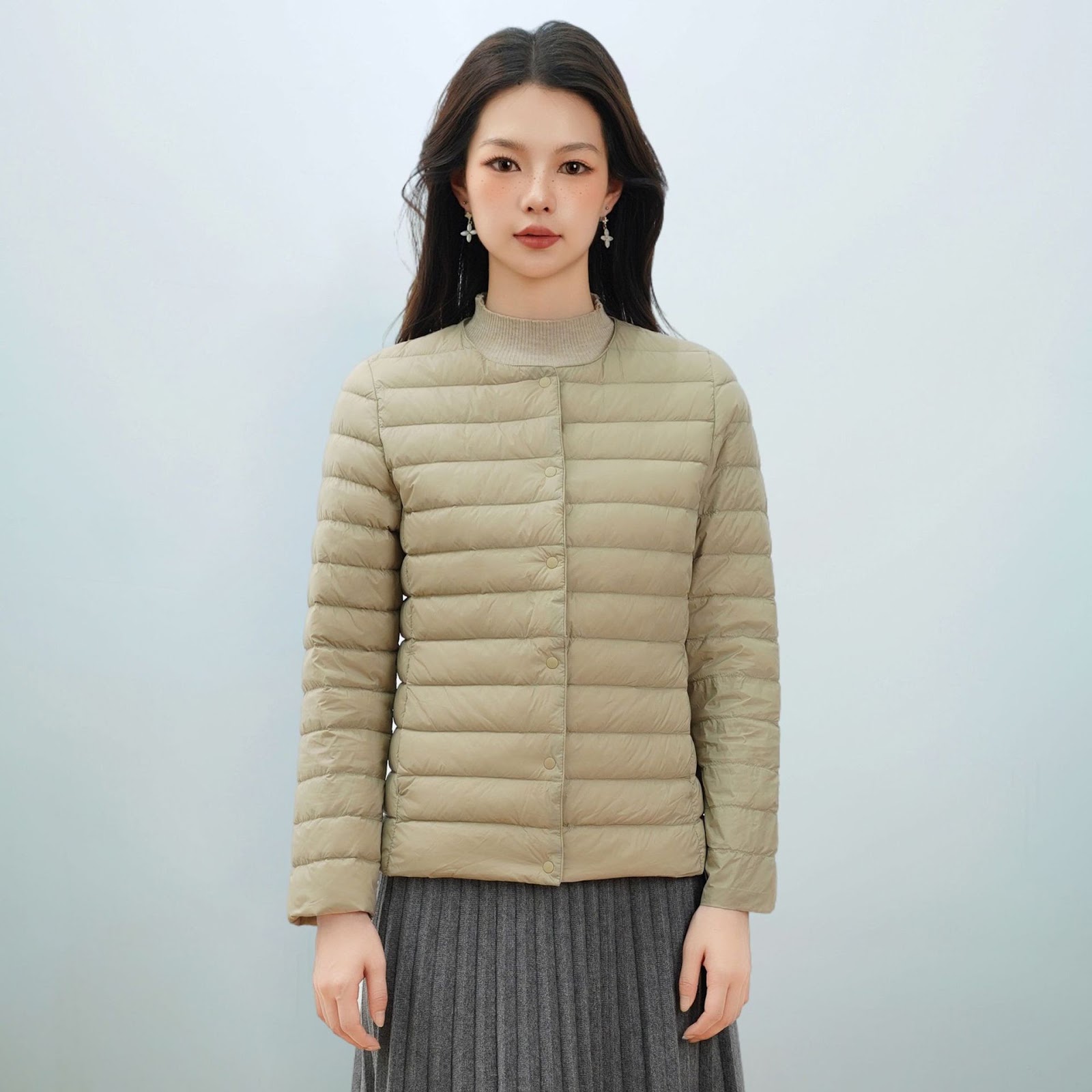 Lightweight women's down jacket, simple design