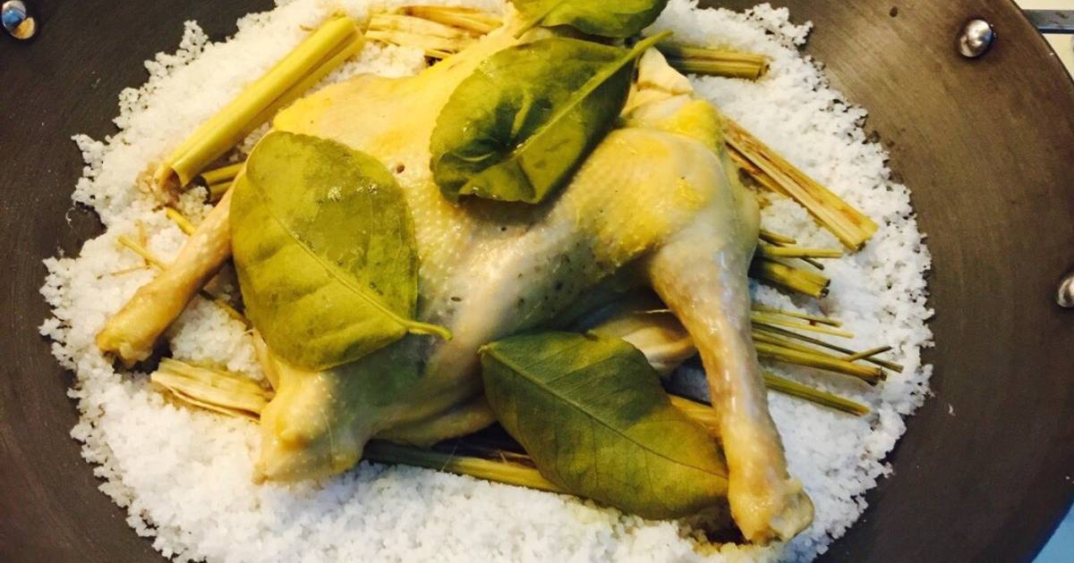 Gà hấp muối, sả, lá chanh phiên bản mới