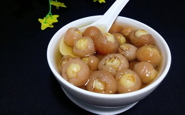 Chè Hạt Sen Long Nhãn Bổ Dưỡng Và Ngon Mê Ly