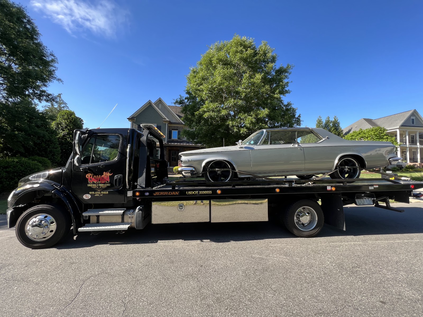 Bandit Towing photo