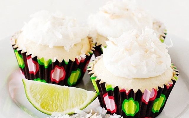 Cupcake Dừa Chanh