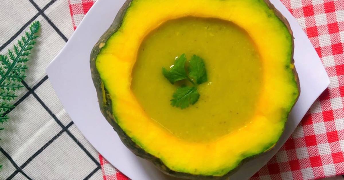 Soup bí đỏ nấm đông cô