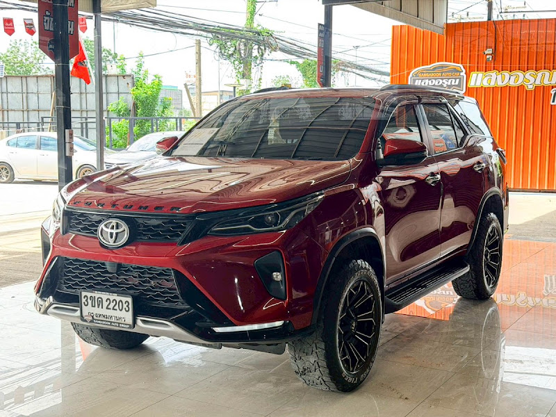 TOYOTA FORTUNER