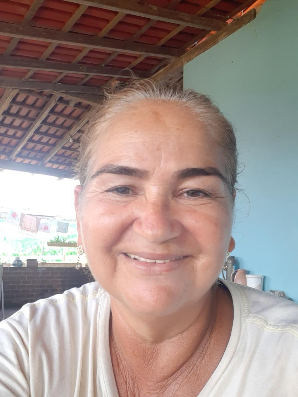 Variedade de queijos artesanais e derivados do leite produzidos por agricultora familiar em Caracaraí, Roraima.