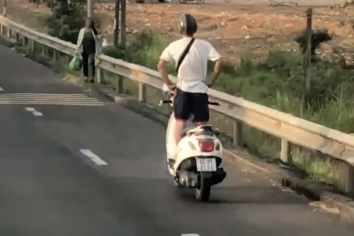 Xác minh clip thanh niên buông hai tay, đứng trên xe máy khi đổ đèo ở Đắk Lắk - Báo VTC News