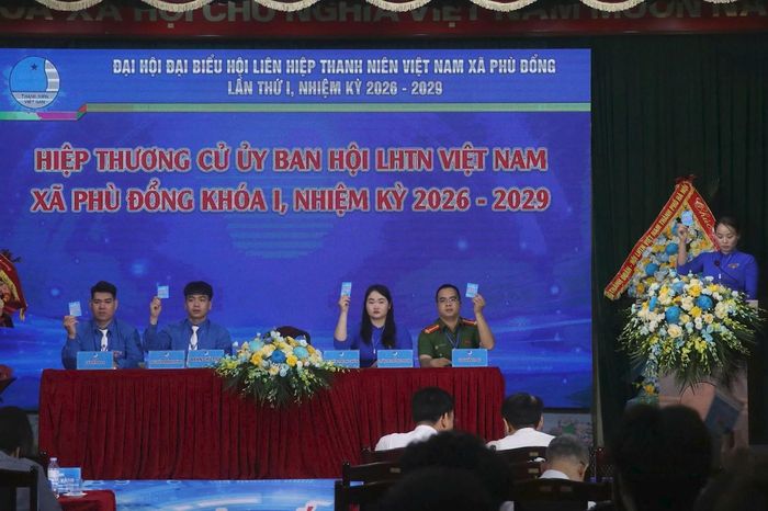 Thanh niên Phù Đổng phát huy vai trò tiên phong trong chuyển đổi số - Đài Phát thanh và truyền hình Hà Nội