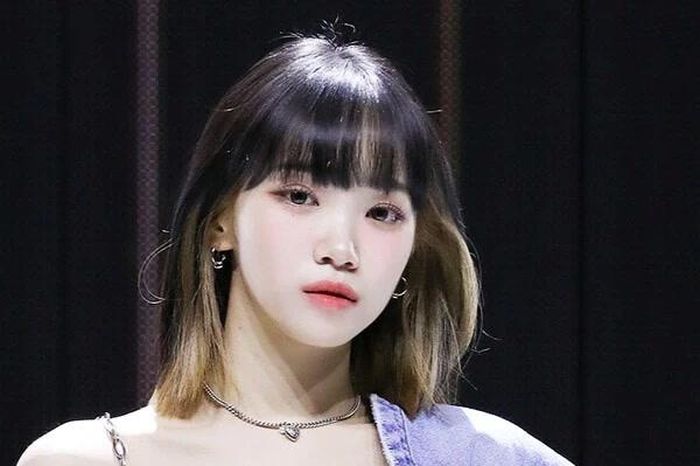 Kim Chaewon của LE SSERAFIM bị chấn thương cổ - Chuyên trang Sinh viên Việt Nam - Báo Tiền Phong