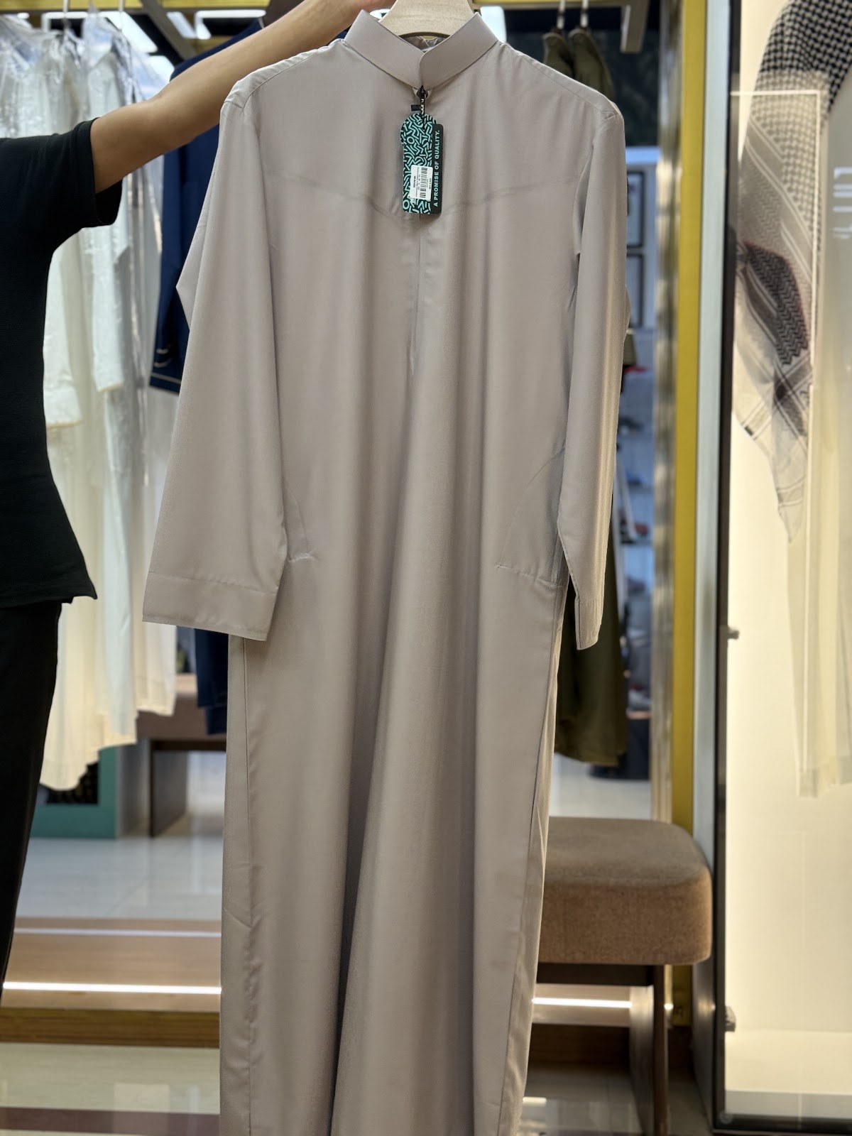 Indonesian Men's Thobe Creamy Ash