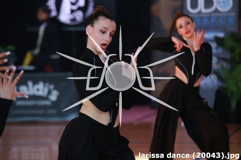 larissa dance (20043).jpg
