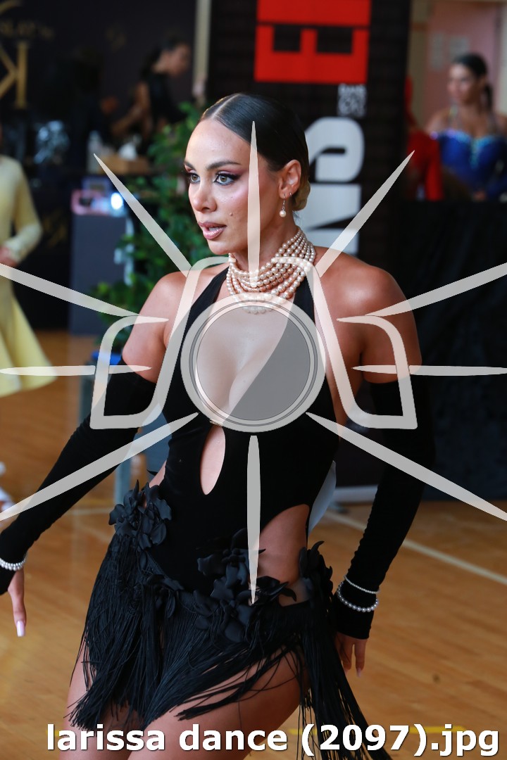 larissa dance (2097).jpg