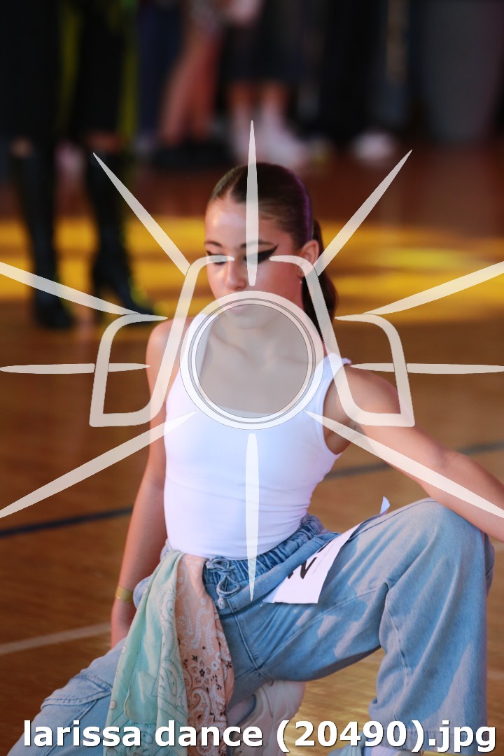 larissa dance (20490).jpg