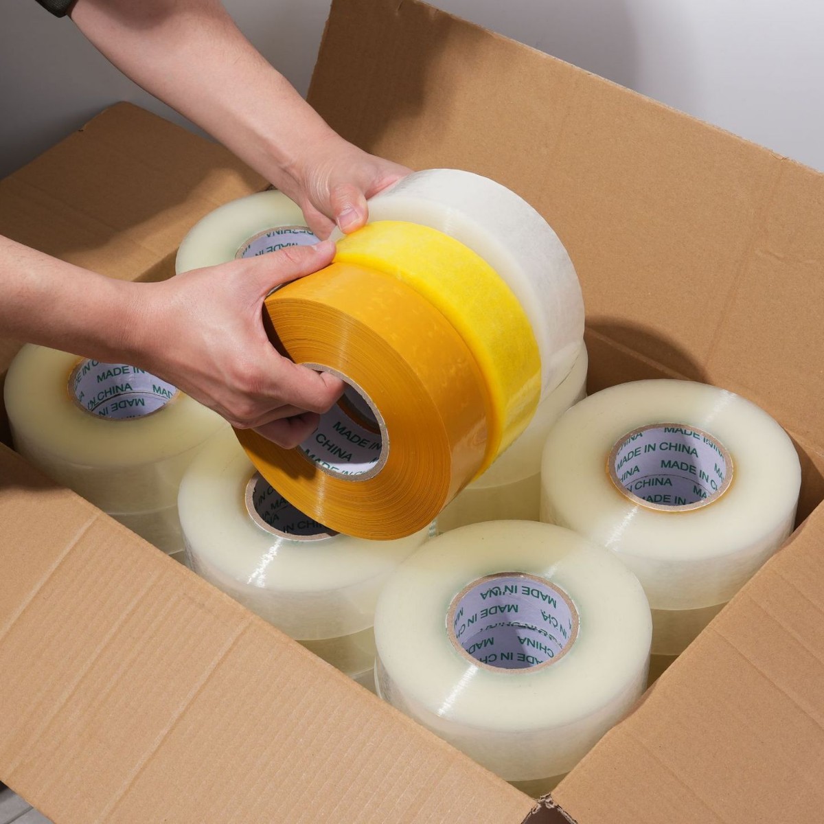 Transparent tape for packaging
