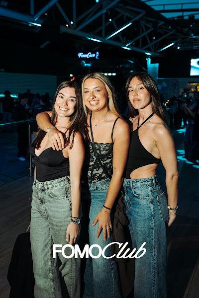 FOMO Club (10).jpg