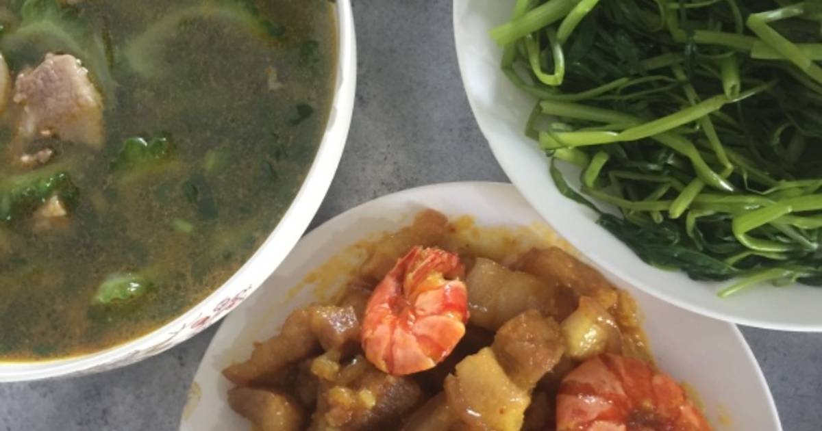 Mâm cơm ngày mưa