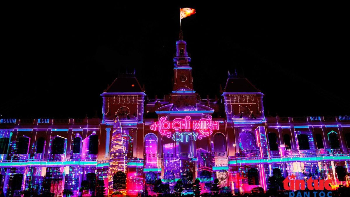 'Đại tiệc sắc màu' 3D Mapping dịp 50 năm thành phố mang tên Bác - Báo Tin Tức TTXVN