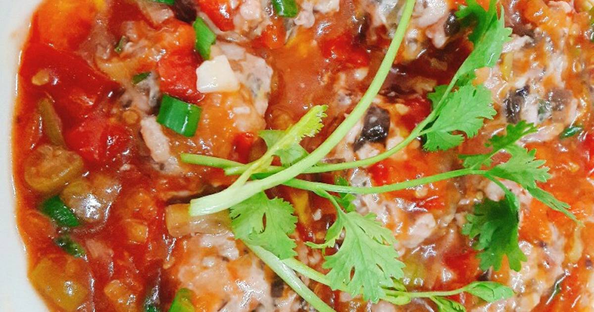 Thịt viên nhồi nấm sauce cà chua