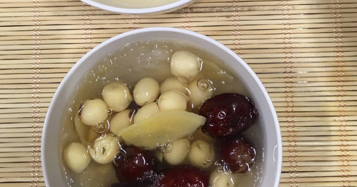 Yến tươi chưng hạt sen táo đỏ