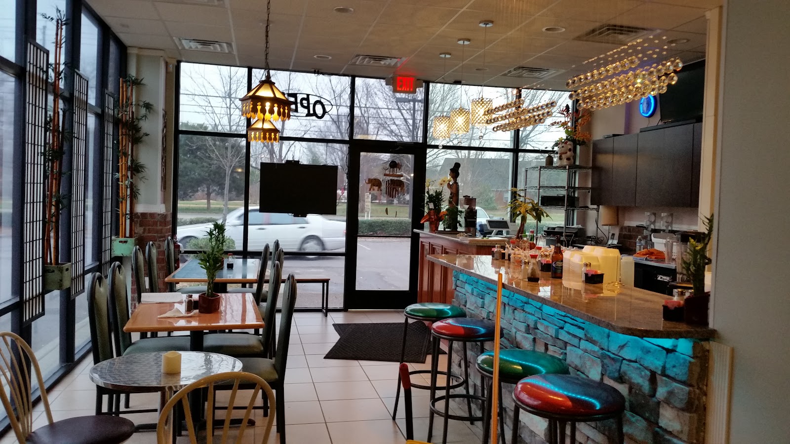 Asian Restaurant: Commercial Construction in West Tennessee (project photo 12)