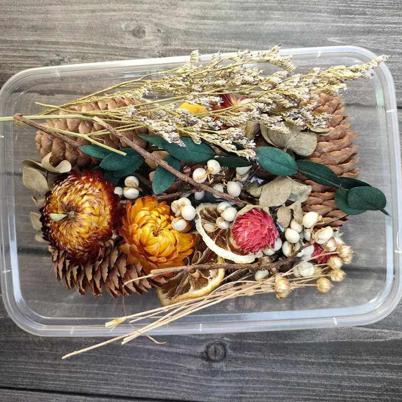 Glasgefäß für Duftöl und Trockenblumen