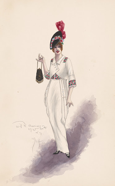 Womans costume 1914