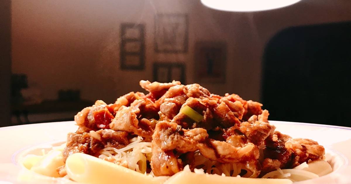 Nui Ống Sốt Thịt Heo Xào Cà Chua