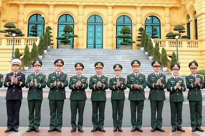 Những bông hoa đẹp nhất 'vườn hoa Thi đua Quyết thắng' của tuổi trẻ toàn quân - Báo Tiền Phong