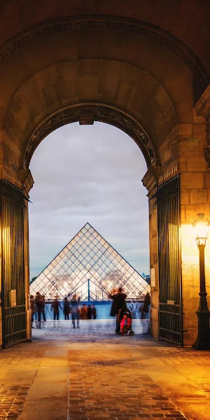 Louvre Pyramid, Paris, Architecture, Museum 4K Wallpaper Background