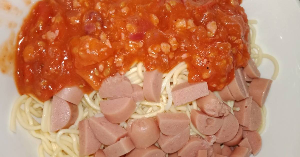 Mì spaghetti thịt bằm + xúc xích
