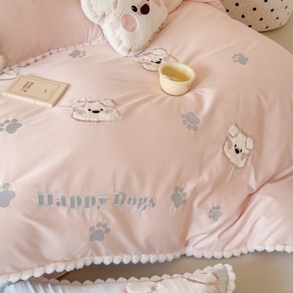 Cotton bedding set with cute dog motif