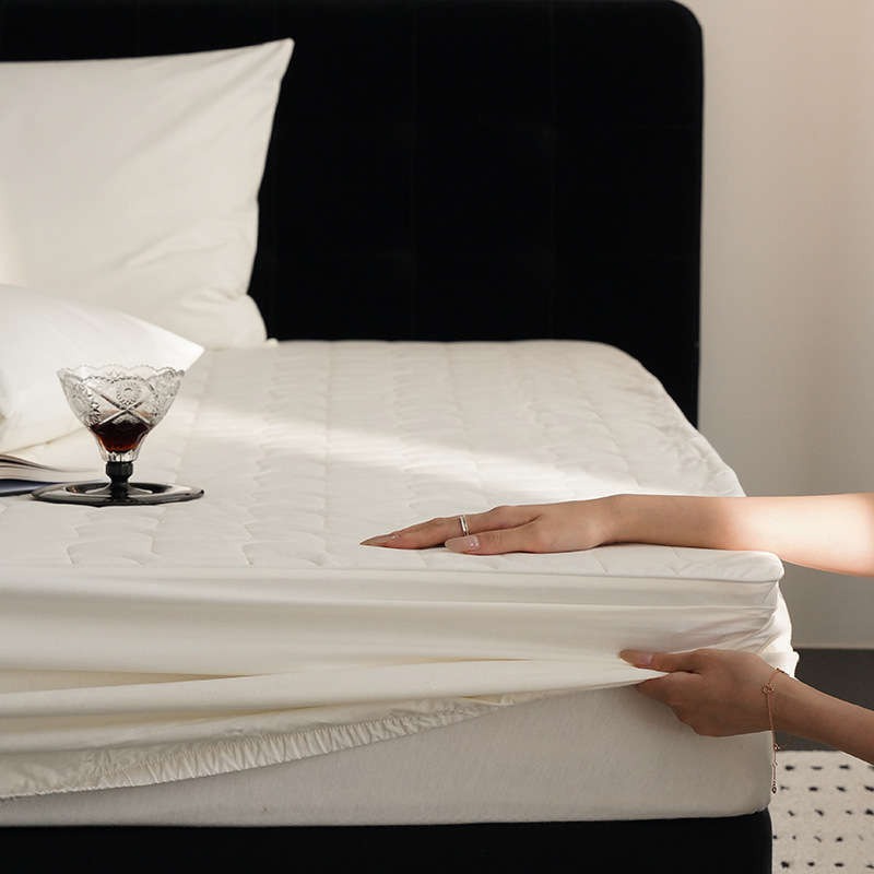 Waterproof cotton mattress protector, quilted