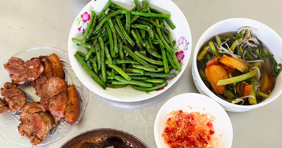 Bữa cơm gia đình 002 (chay và mặn)