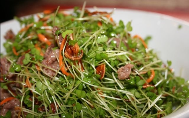 Bò Trộn Cải Mầm