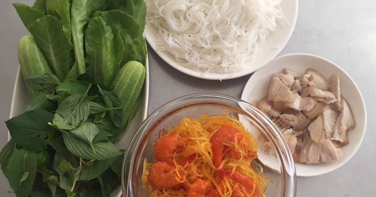 Mắm tép trộn đu đủ thịt luộc