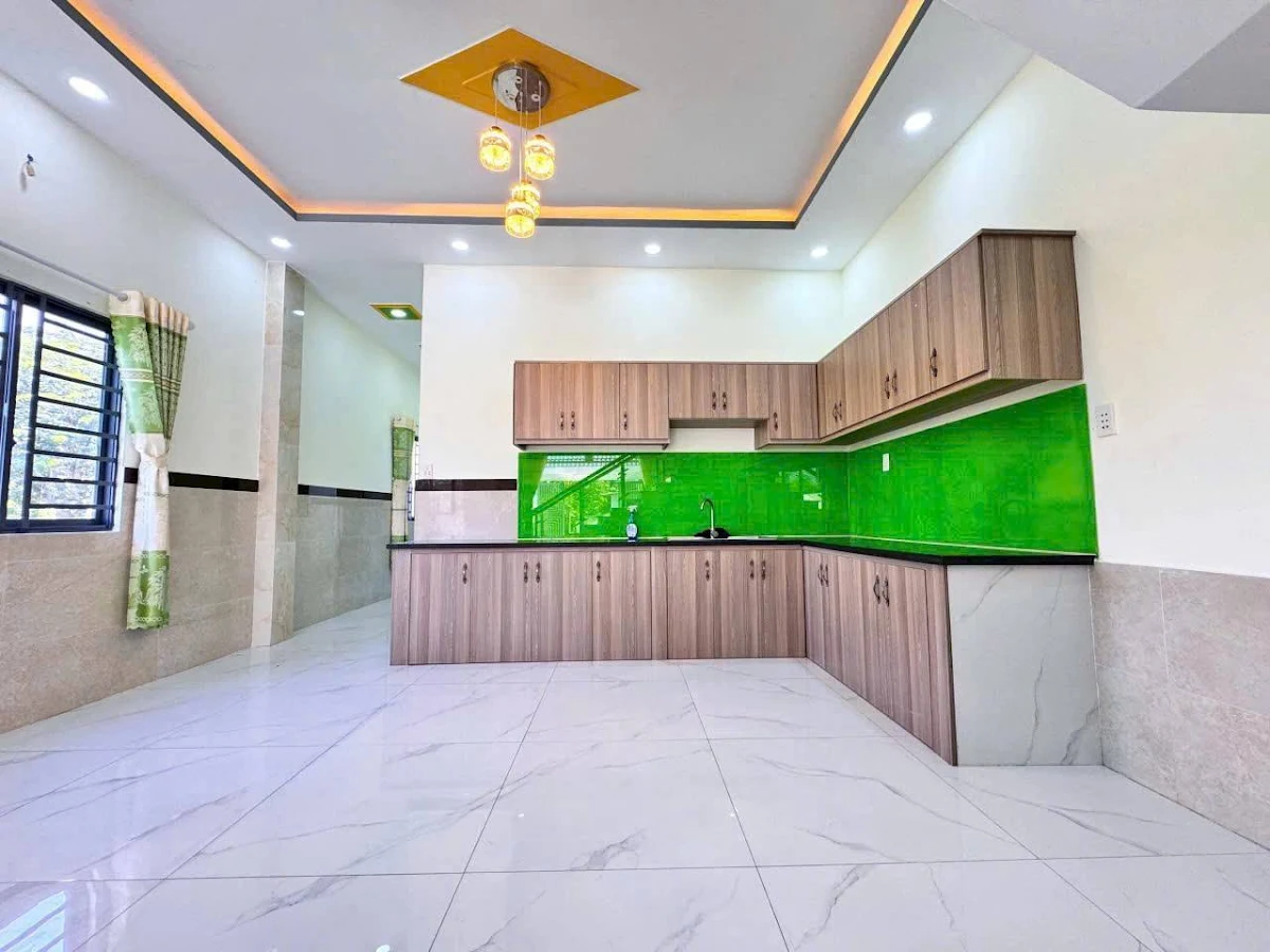 Bán nhà [5 x 23m thổ cư] xã Mỹ Hạnh, ấp 5, Đức Hoà Đông , Đức Hoà , Long An