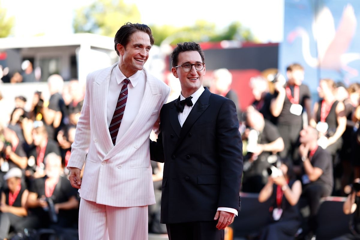 Robert Pattinson’s ‘Primetime’ Earns Triumphant 8-Minute Venice Ovation