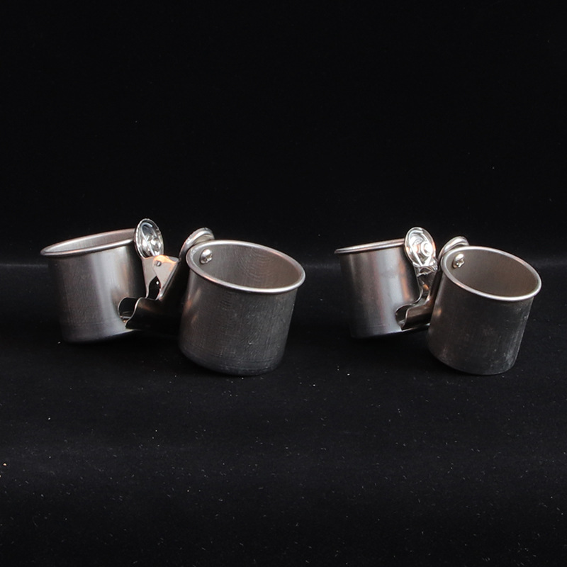 Stainless steel feeding bowl with holder clip for birds