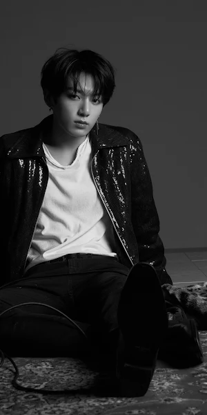 Jungkook, K-pop, Idol, Black, Fashion 4K Wallpaper Background