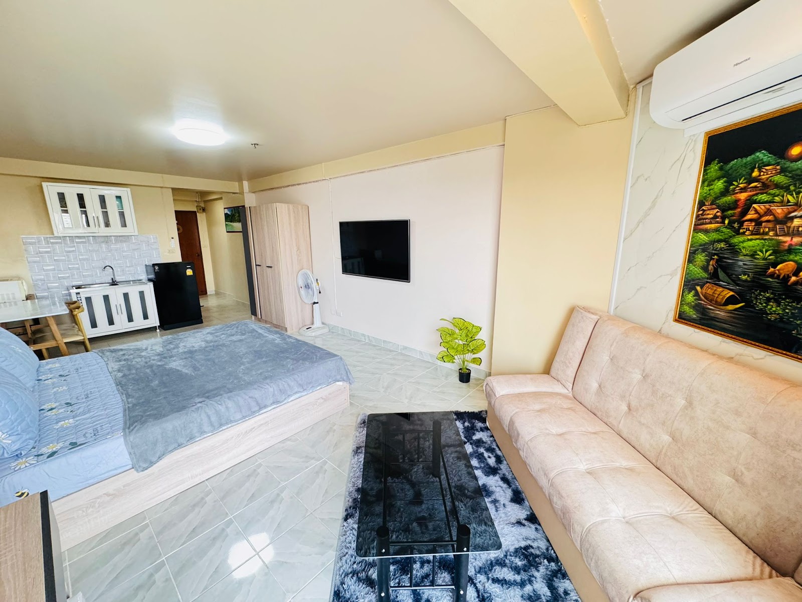 Laguna Heings - 2 Bed, Floor 7 5