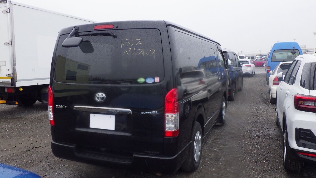 Toyota Hiace