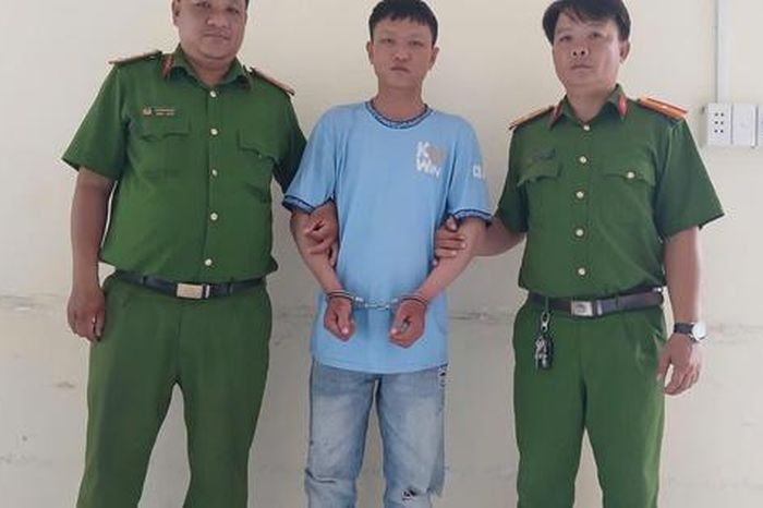 Công an TPHCM bắt tên cướp sau 30 phút nhận tin báo - Báo Người Lao Động