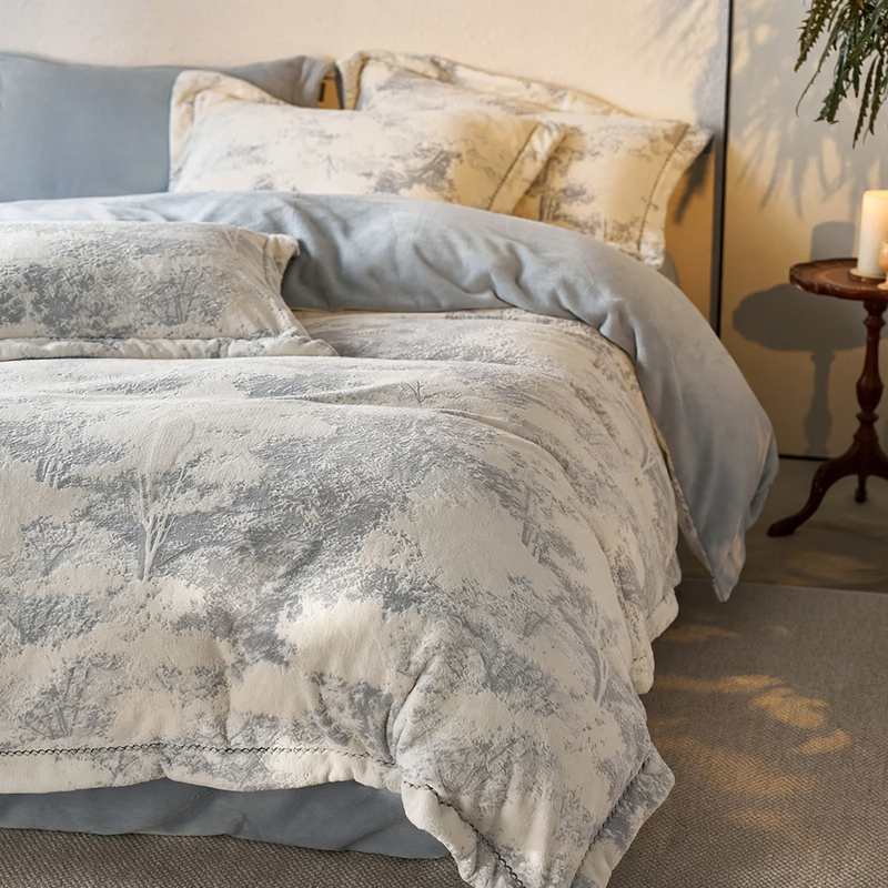 Quilted bedding set made of milk fibers, winter