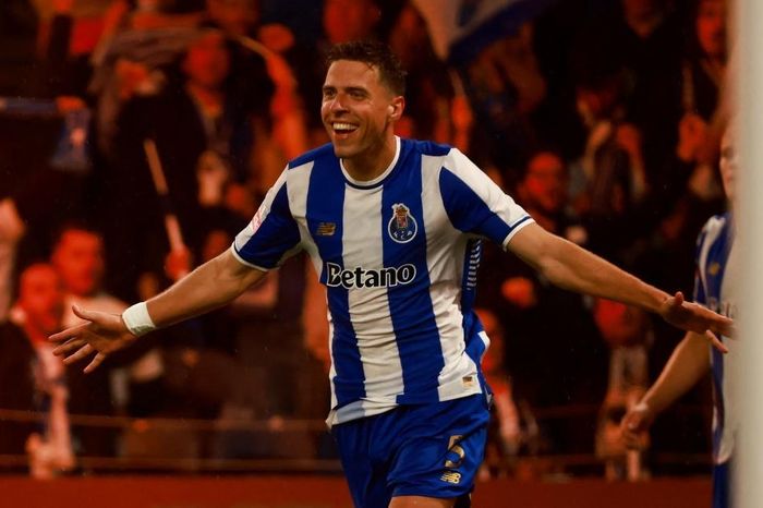 Porto biến kỳ tích bất bại của Mourinho thành vô nghĩa - Tạp chí Tri thức