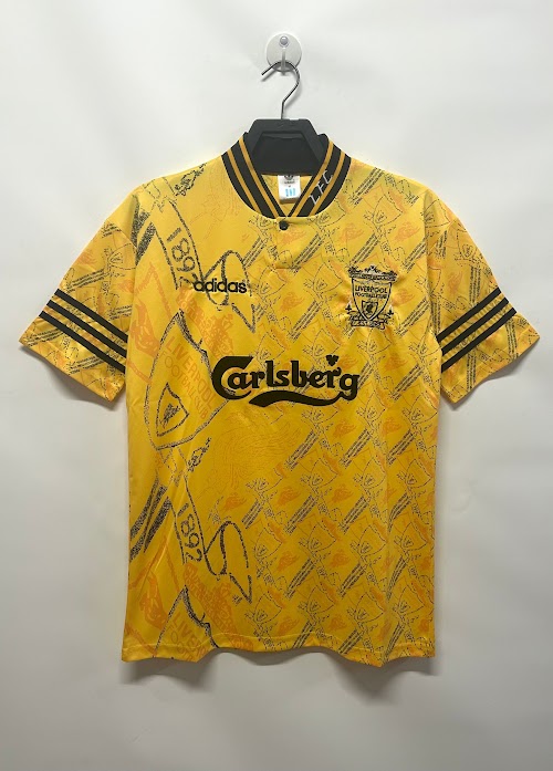 Tercera equipación del Liverpool 1994-96.jpg