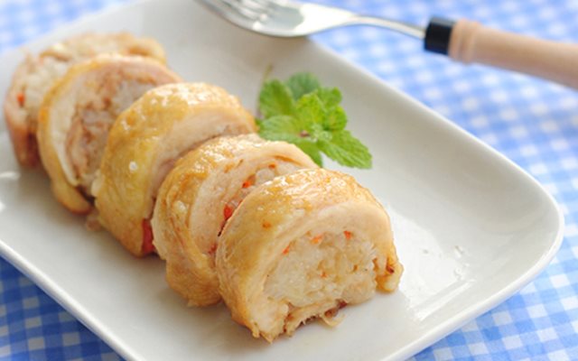 Gà Cuộn Xôi