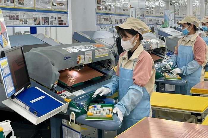 Thu ngân sách Hà Nội 4 tháng đạt khoảng 308 nghìn tỷ đồng - Đài Phát thanh và truyền hình Hà Nội