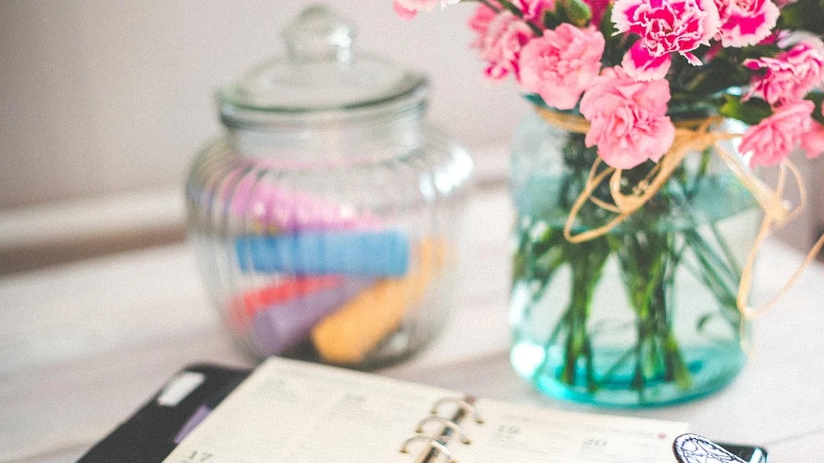 가계부 작성 시 고정비와 변동비 구분 기준과 사례